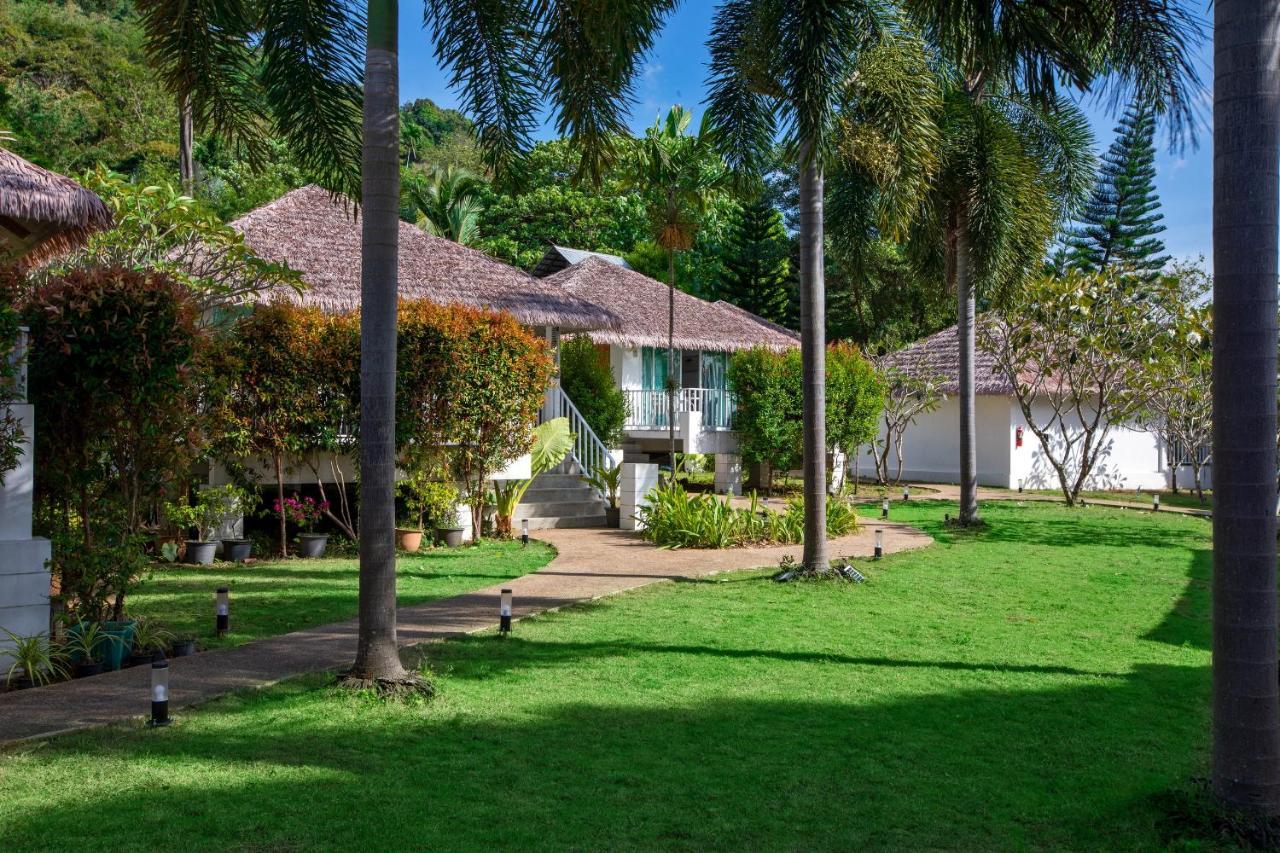 Daydream villa resort Phuket Exteriör bild